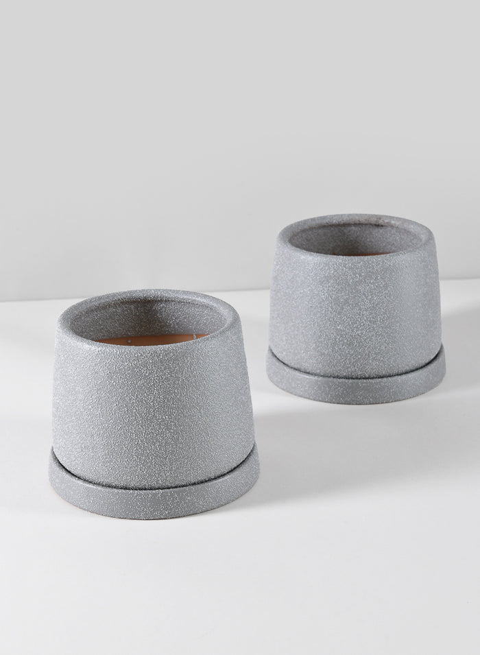 4.5in Tall Sigtura Sand Grey Indoor Ceramic Pot with Saucer, Set of 2 Decor Jamali Garden