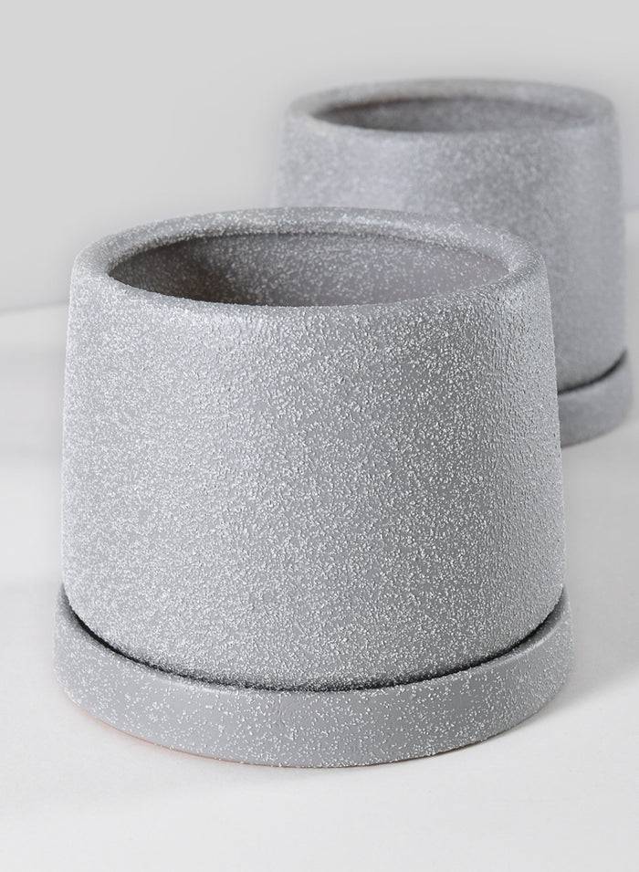 4.5in Tall Sigtura Sand Grey Indoor Ceramic Pot with Saucer, Set of 2 Decor Jamali Garden