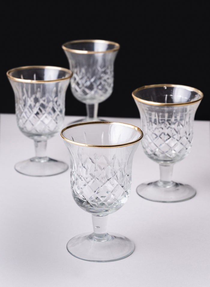 5.5in Tall Versailles Goblet Gold Rim Mini Glass Urn, Set of 4 Decor Jamali Garden