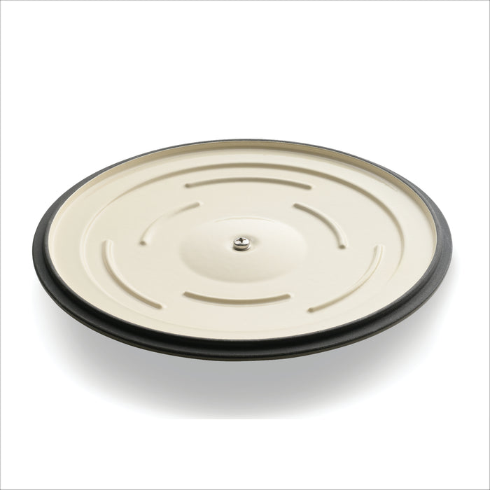7 Quart Fluted Enameled Cast Iron Dutch Oven