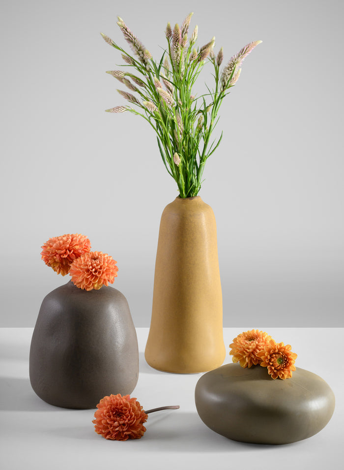 7in Wide Atelier Nature Tan Short Ceramic Vase Decor Jamali Garden