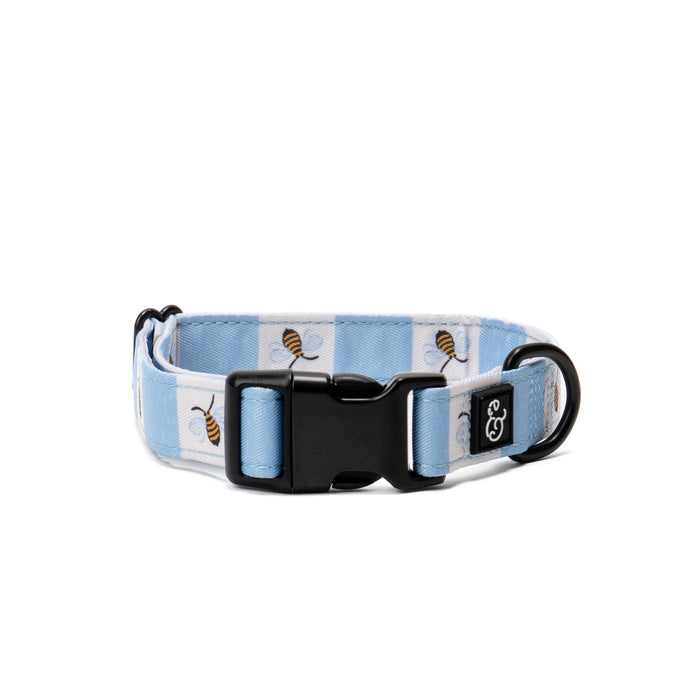 Bumbling Around Collar