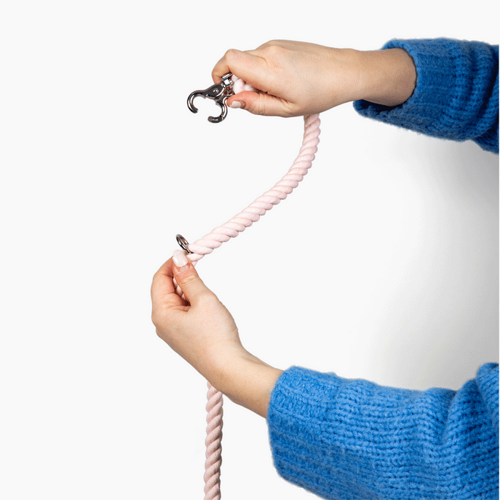 Chocolate Meadows Hands-Free Rope Leash