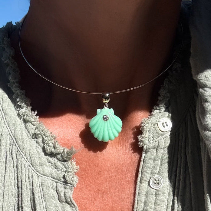 Coquille Chrysoprase Shell Bail