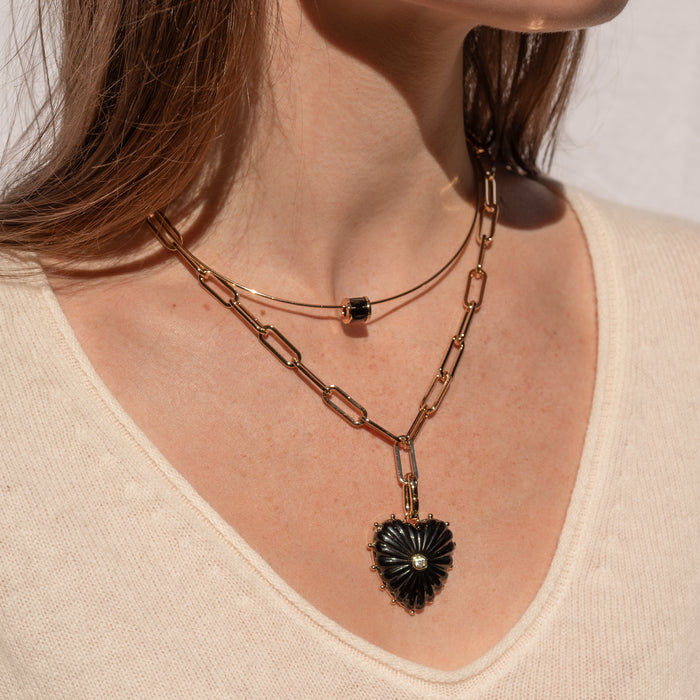 Delphin Black Bead