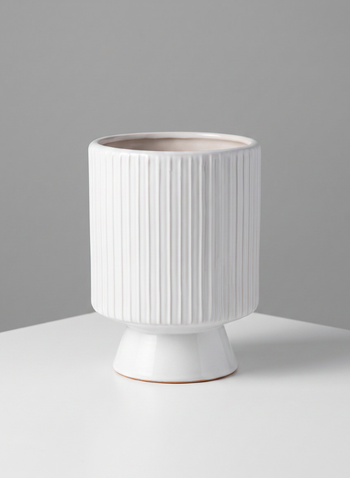 Florist Choice White Ceramic Cachepot with Base Decor Jamali Garden