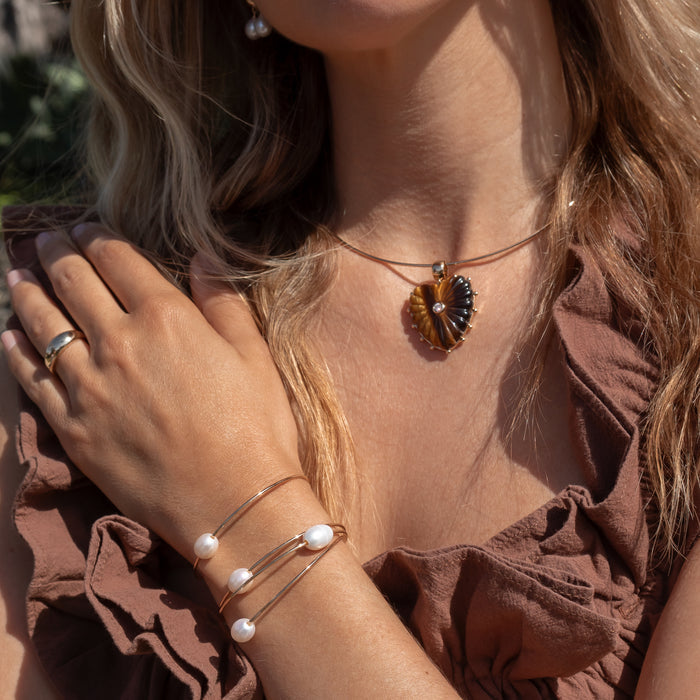 Isla Pearl Bangle Bracelet