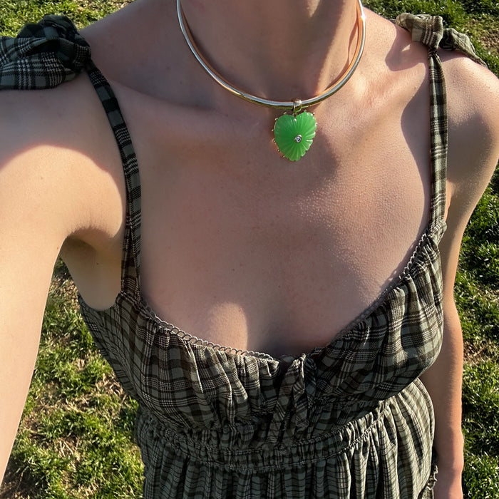 Malene Light Green Jade Heart Bail