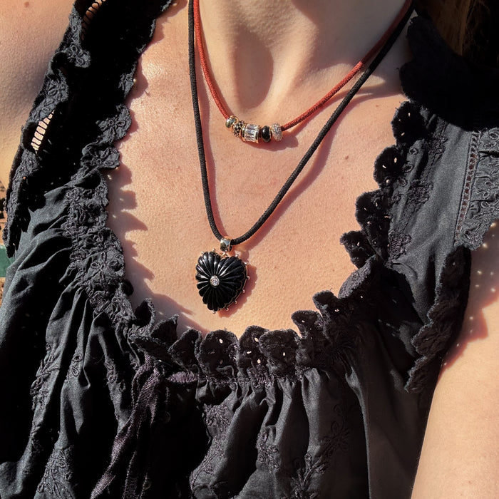 Malene Onyx Heart Bail