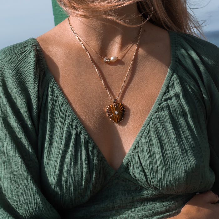 Malene Tiger’s Eye Heart Bail