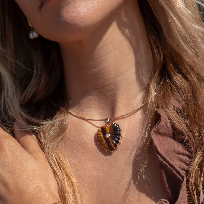 Malene Tiger’s Eye Heart Bail