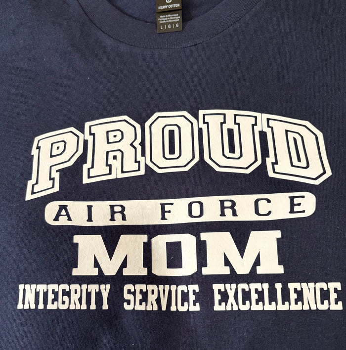 MOM CREW NECK