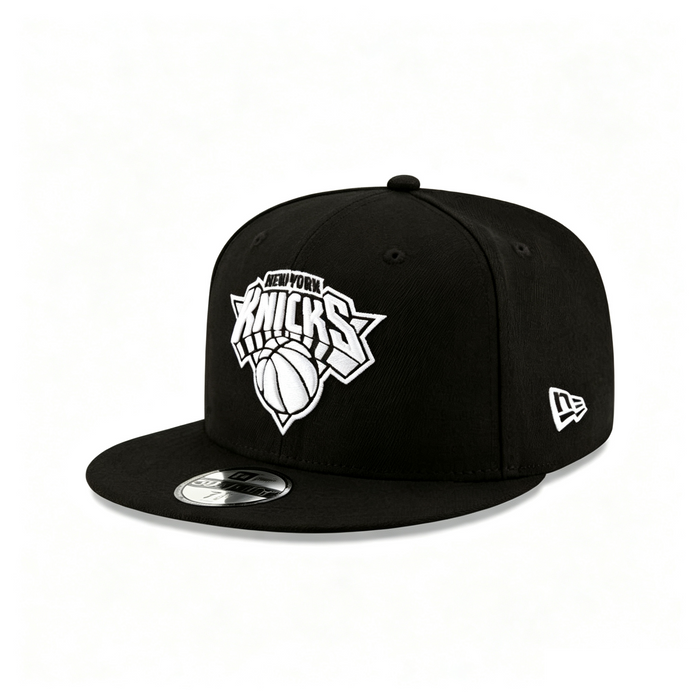 New York Knicks Black & White 59FIFTY Fitted Hat OSFM