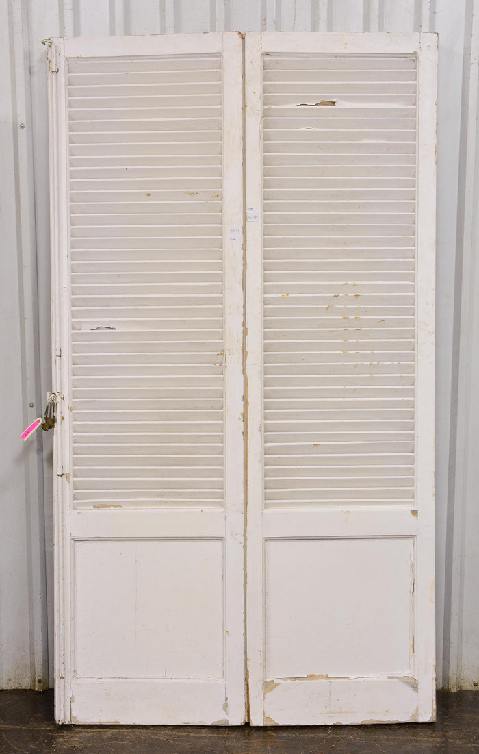 Painted Shutters White / brown
