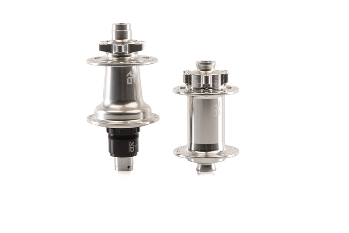 R6 Front Hub
